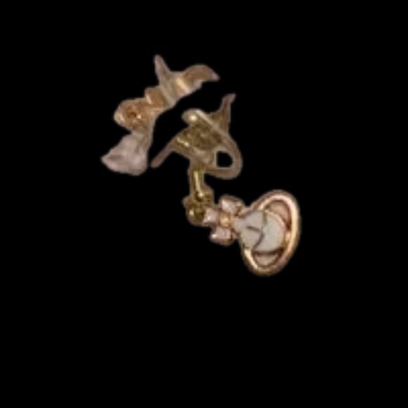 NWOT Nordstrom Gold and White Earrings rare GORGEOUS HOOK EARRINGS NWOT - Picture 1 of 4